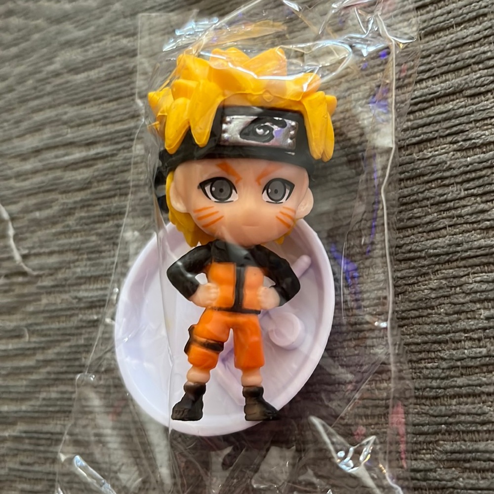 Naruto figurine